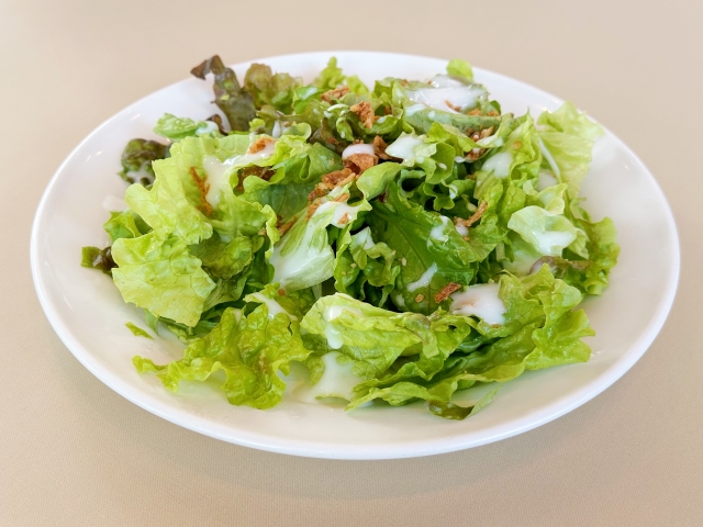 レタスサラダ